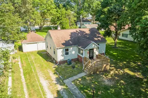 406 S 4th Street, Saint Joseph, IL 61873