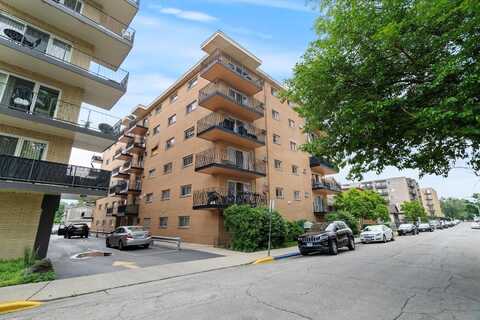 7432 W Washington Street, Forest Park, IL 60130