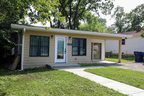 2413 20th Street, North Chicago, IL 60064
