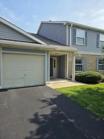 408 Woodview Circle, Elgin, IL 60120