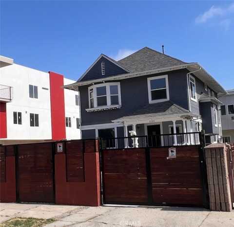 1222 W 35th Street, Los Angeles, CA 90007