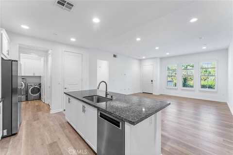 211 Trailblaze, Irvine, CA 92618