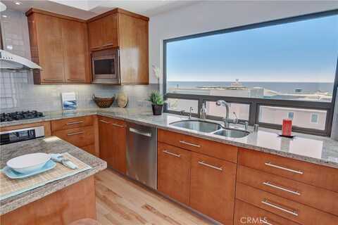 120 1st Place, Manhattan Beach, CA 90266