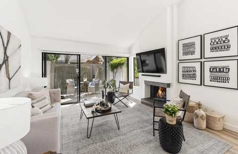 3819 Via Amistosa, Rancho Santa Fe, CA 92091