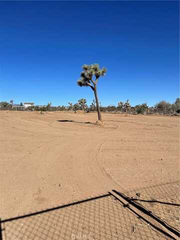 3884 Indio Ave., Yucca Valley, CA 92284
