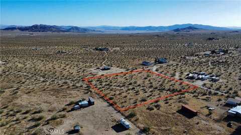 702 Bell Road, Landers, CA 92285