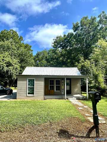 309 Walnut Street, Athens, AL 35611