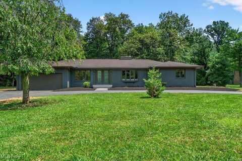 947 N Hametown Road, Akron, OH 44333