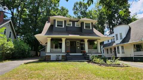 3174 Oak Road, Cleveland Heights, OH 44118
