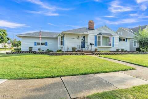 9416 Behrwald Avenue, Brooklyn, OH 44144