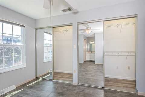6935 Father Caruso Drive unit: #18, Cleveland, OH 44102