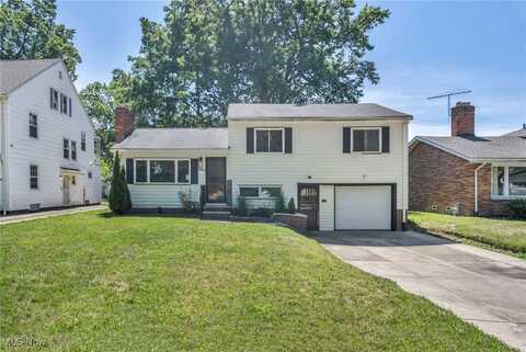 3060 Keswick Road, Cleveland, OH 44120