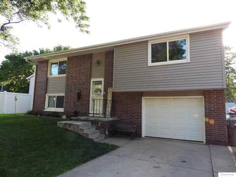 4833 Southwood Drive, Lincoln, NE 68512