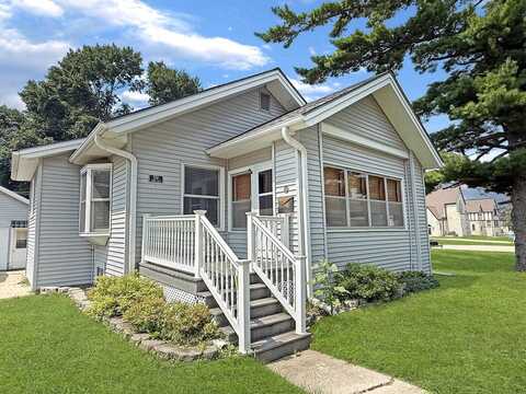 526 North Main Street, Stockton, IL 61085