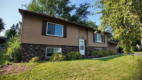620 Acker, DeForest, WI 53532