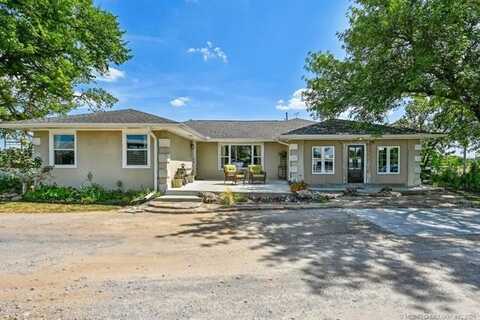 14223 N Memorial Drive, Collinsville, OK 74021