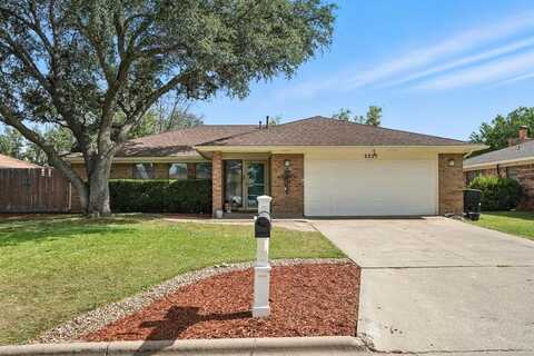 5317 Hunters Circle, Abilene, TX 79606