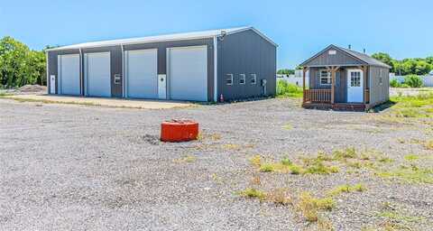 922 Vanderbilt Road, Lancaster, TX 75134