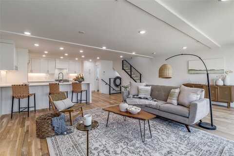 4701 San Jacinto Street, Dallas, TX 75204