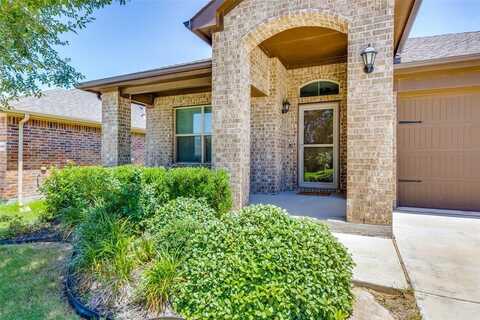 8424 Muddy Creek Drive, Fort Worth, TX 76131