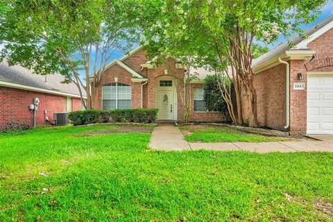 2941 Hastings Drive, Grand Prairie, TX 75052