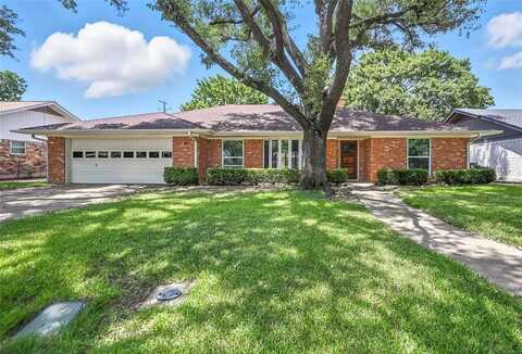 2201 Briarwood Boulevard, Arlington, TX 76013