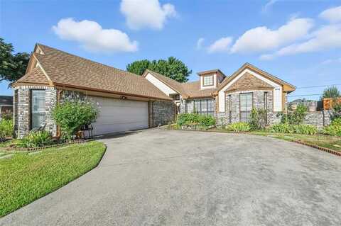 3646 Tivoli Drive, Grand Prairie, TX 75052