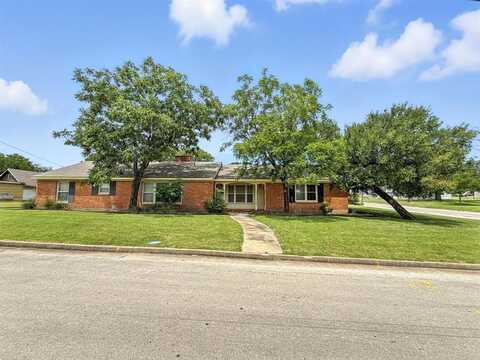 700 Park St Street, Gatesville, TX 76528