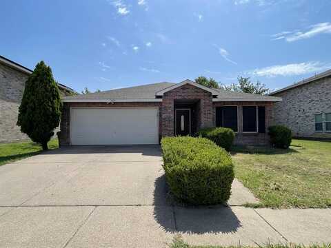 5619 Swan Lake Drive, Arlington, TX 76017