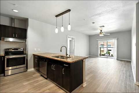 1100 W Trinity Mills Road, Carrollton, TX 75006