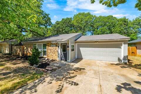 5306 Lansingford Trail, Arlington, TX 76017
