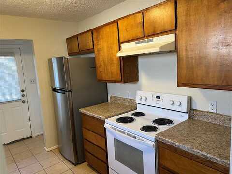 1613 Windsong Lane, Irving, TX 75060