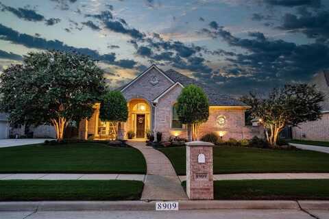 8909 Stratford Drive, North Richland Hills, TX 76182