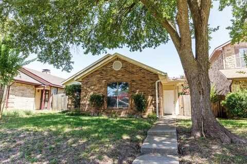 1129 Sandalwood Lane, DeSoto, TX 75115