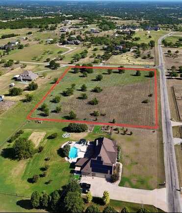 107 Corona Court, Fort Worth, TX 76108