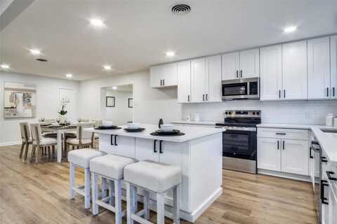5812 Waltham Avenue, Fort Worth, TX 76133
