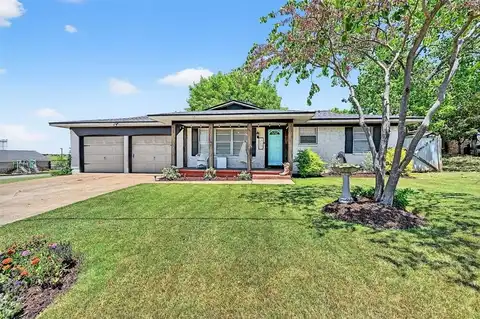 307 W Duke Street, Howe, TX 75459
