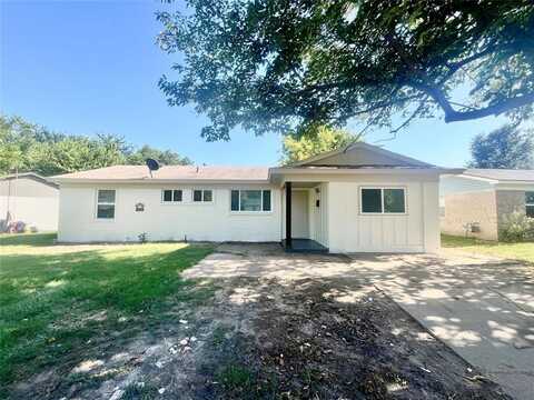 713 Cindy Lane, Grand Prairie, TX 75052