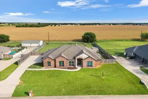 126 Davenport Lane, Waxahachie, TX 75165