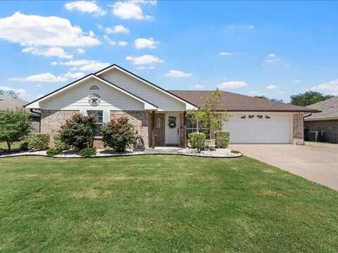 211 Broken Arrow Drive, Lacy Lakeview, TX 76705