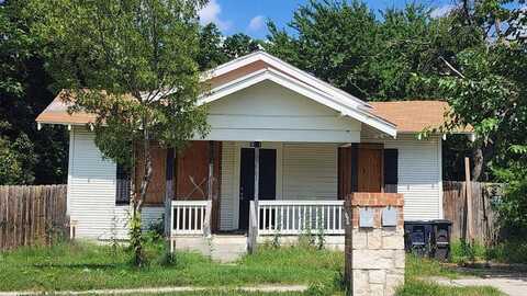 3301 Gordon Avenue, Fort Worth, TX 76110