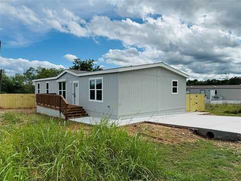 5904 Flint Drive, Granbury, TX 76048