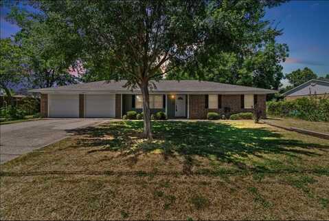 496 W Jefferson Street, Van Alstyne, TX 75495