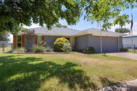 2201 Long Creek Court, Granbury, TX 76049