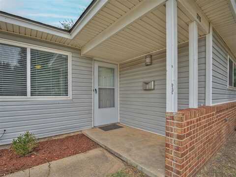 1715 Dakota Street, Norman, OK 73069