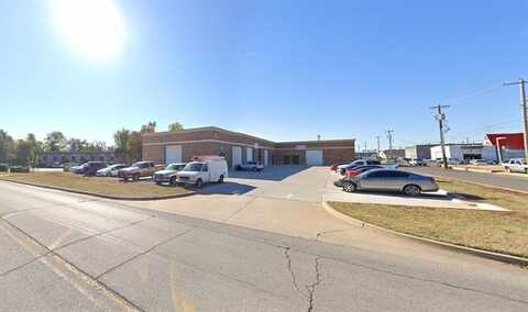 3913 N Ann Arbor Avenue, Warr Acres, OK 73122