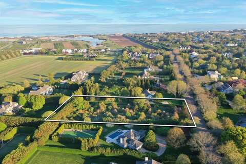 240 Downs Path, Southampton, NY 11968