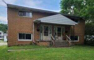 858 Parkview Ave NE, Massillon, OH 44646