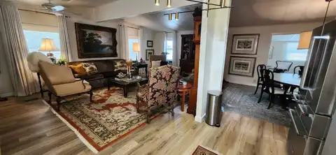 2802 PALM LAKE DR, Sarasota, FL 34234