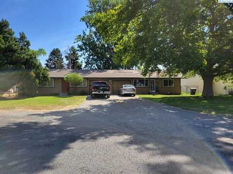 2206 W 13th Ave, Kennewick, WA 99337